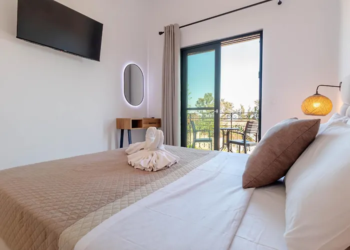 Ionian Arches فندق