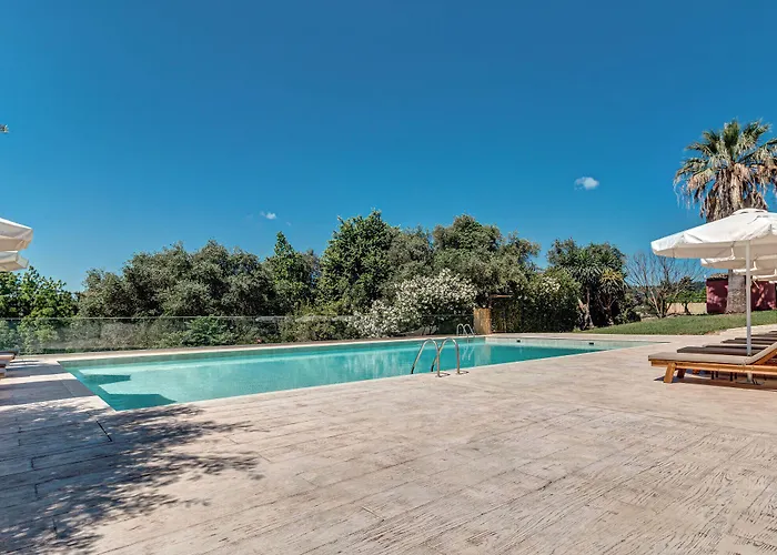 Ionian Arches מלון 3*