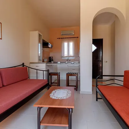 מלון Ionian Arches 3*