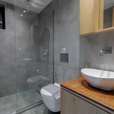 Ionian Arches גאוביה